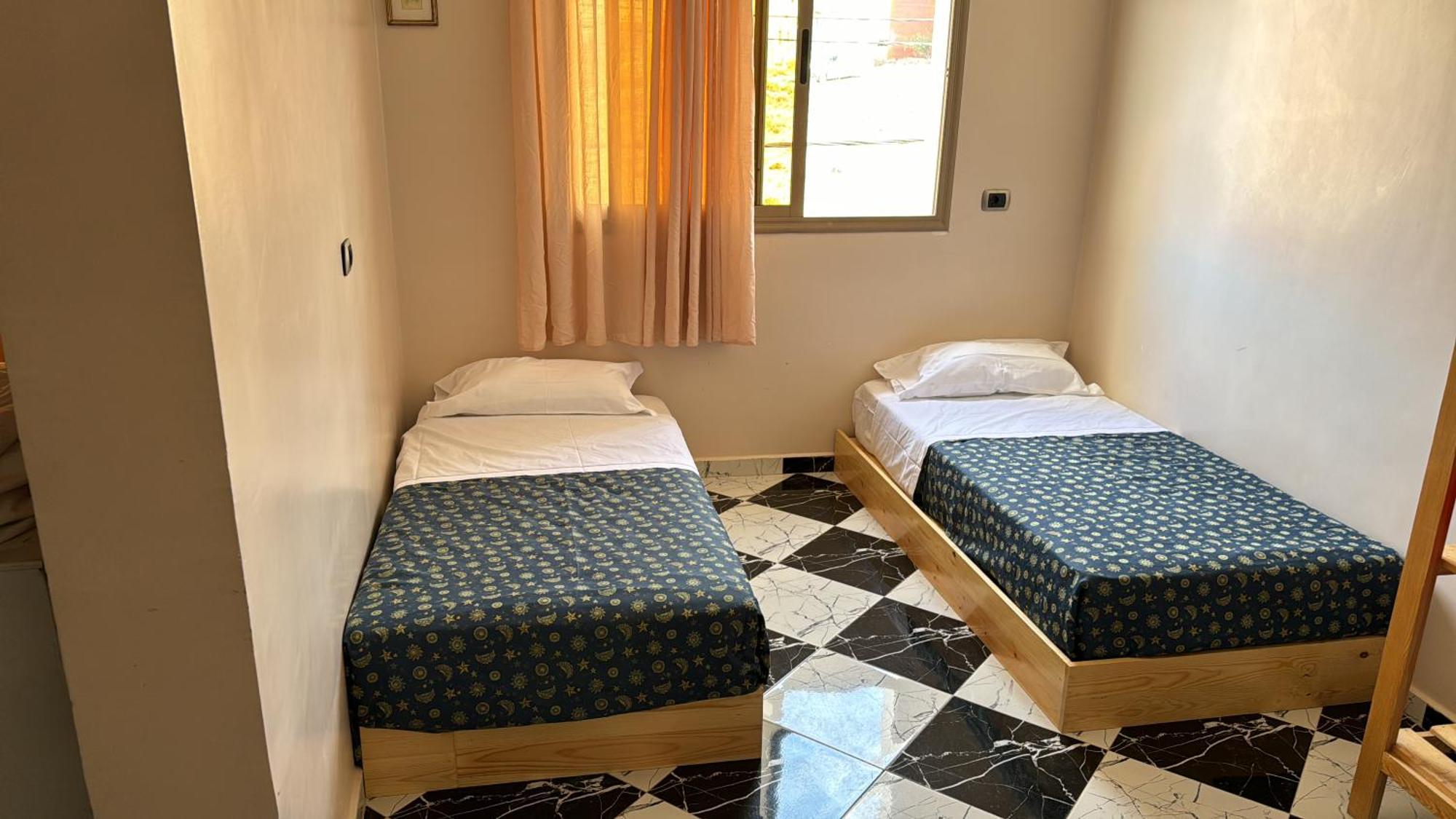 Soraya Guest House Surf Camp & Restaurant Imszuan Kültér fotó
